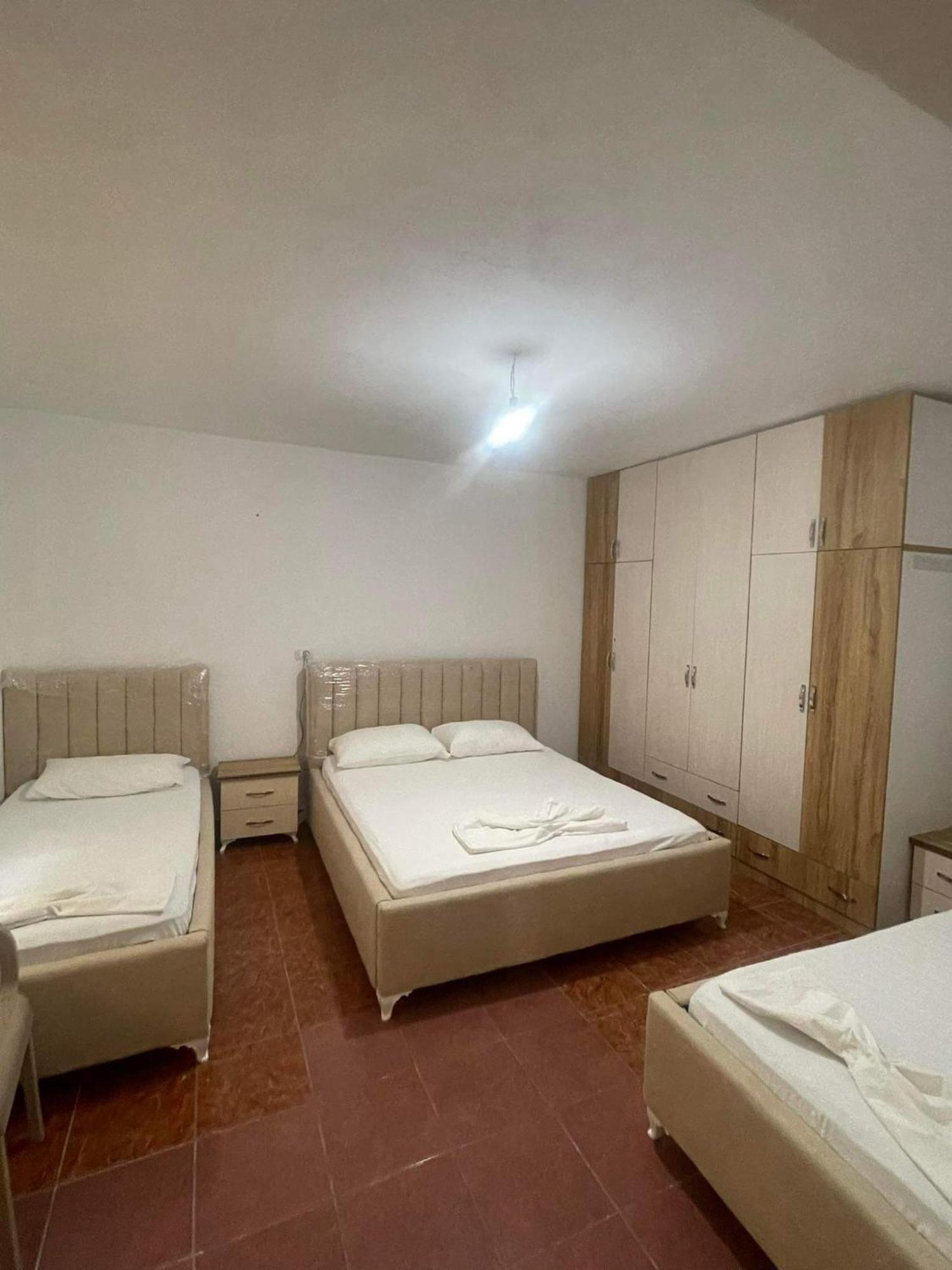 Hotel Gjika Sarande Bagian luar foto