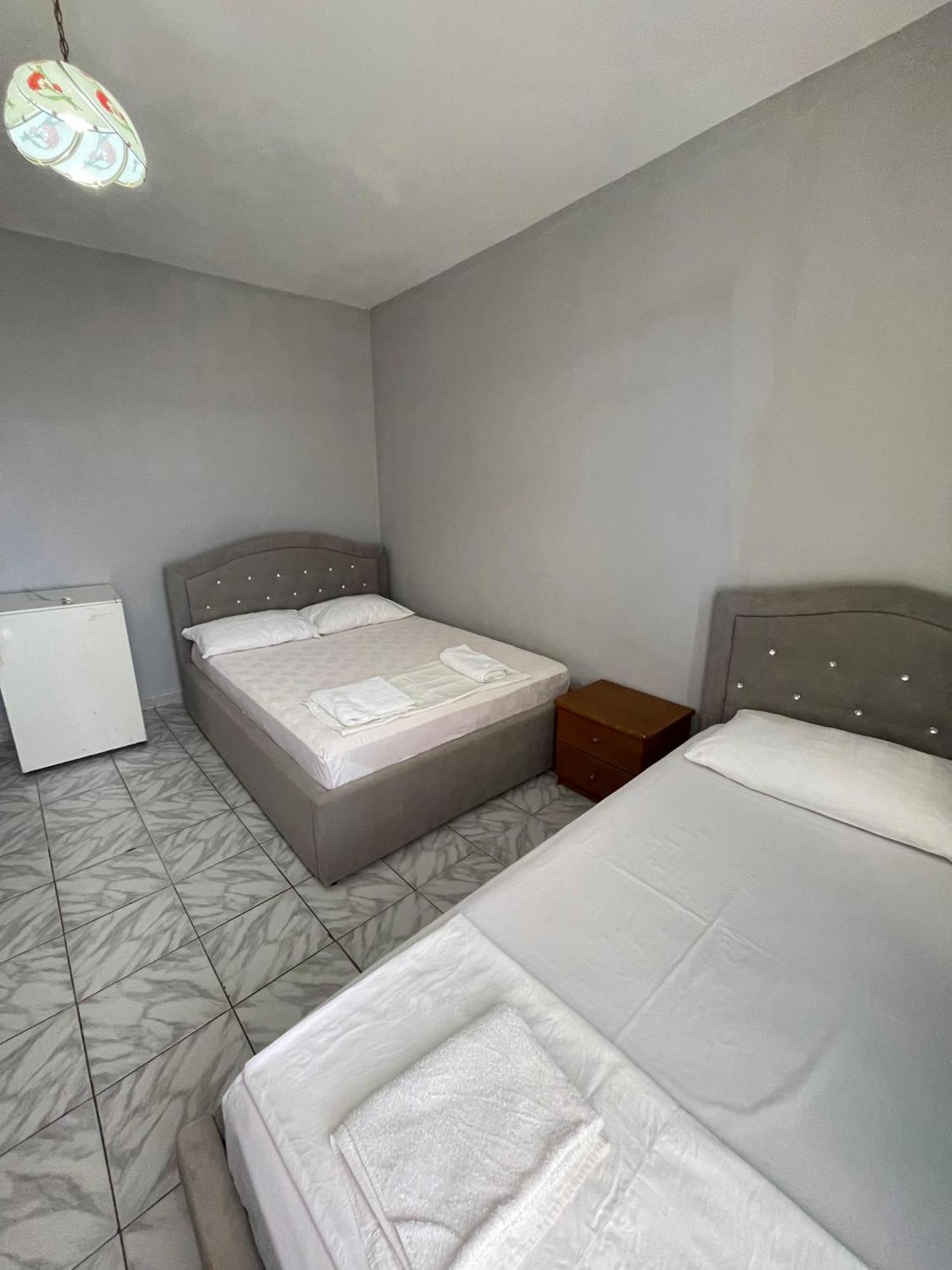 Hotel Gjika Sarande Bagian luar foto