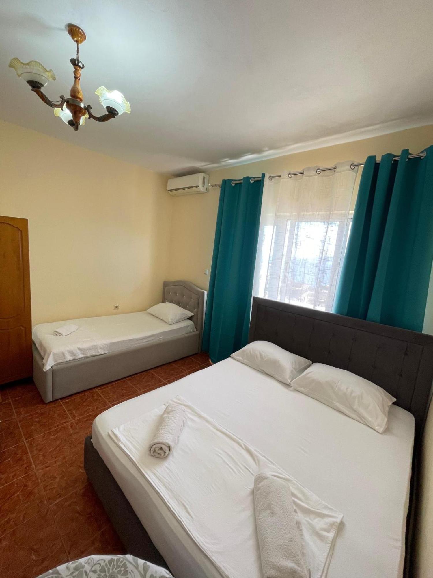 Hotel Gjika Sarande Bagian luar foto