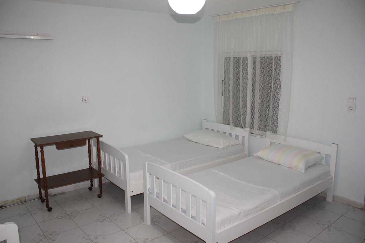 Hotel Gjika Sarande Bagian luar foto